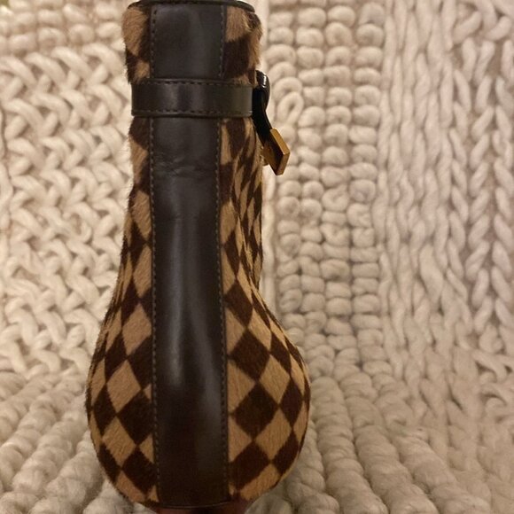 SOLD Louis Vuitton Pony Hair Booties - Picture 15 of 16